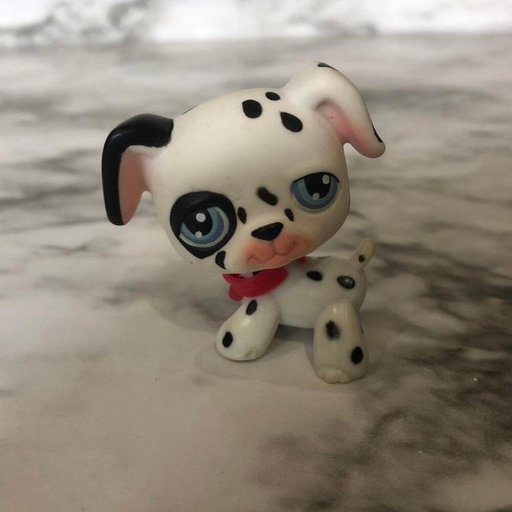 Littlest pet shop dalmatian dog